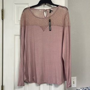Women’s Blouse
